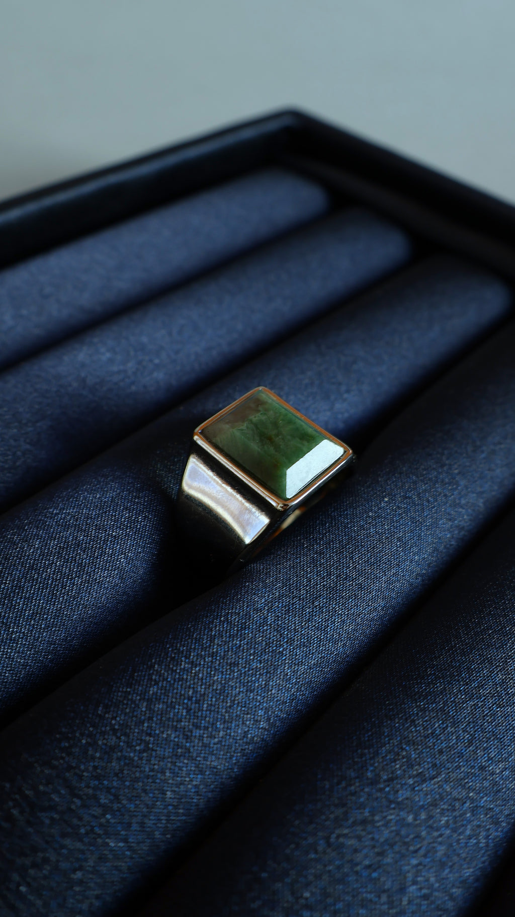 Anillo Jade